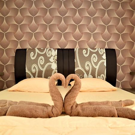 Haura Syariah Home Stay Bandar Lampung Ngoại thất bức ảnh