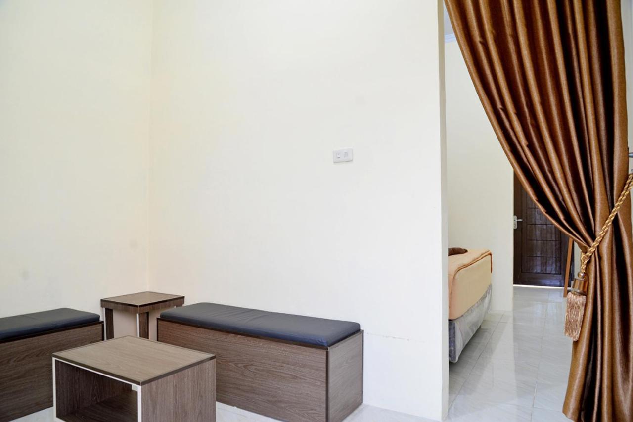 Haura Syariah Home Stay Bandar Lampung Ngoại thất bức ảnh
