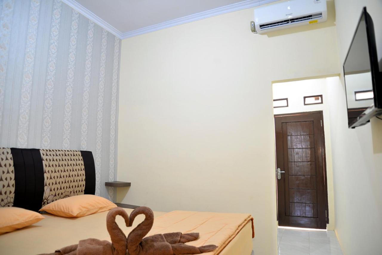 Haura Syariah Home Stay Bandar Lampung Ngoại thất bức ảnh